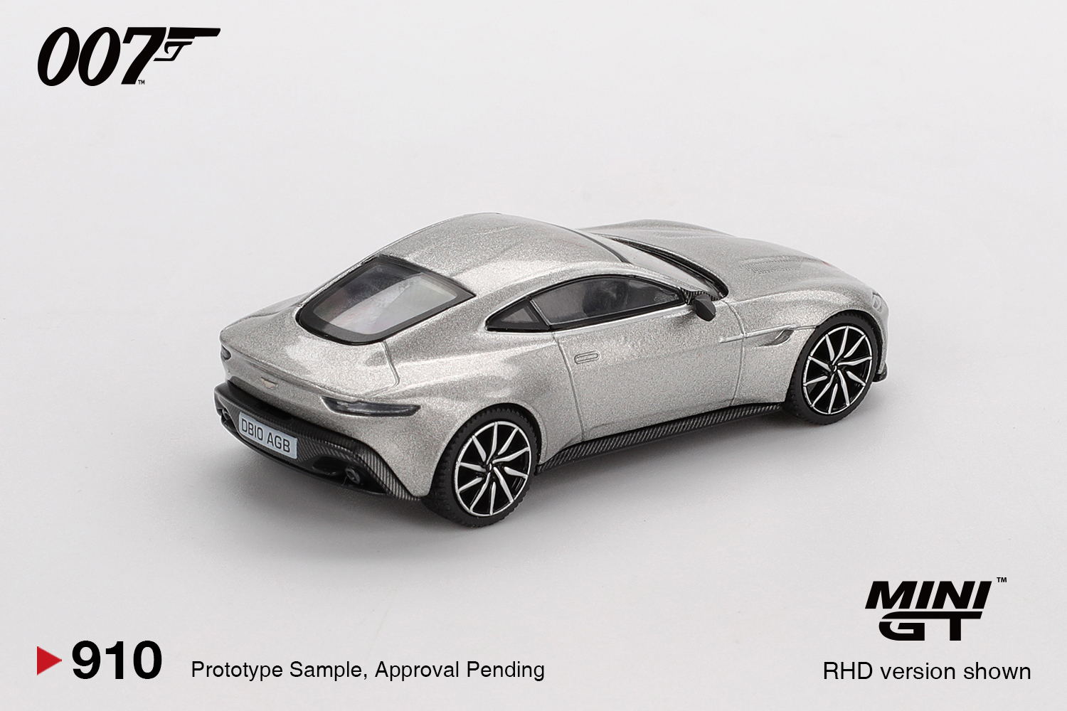 MINIGT 1/64 Aston Martin DB10  – обзор и цена Die Cast Car 1 64