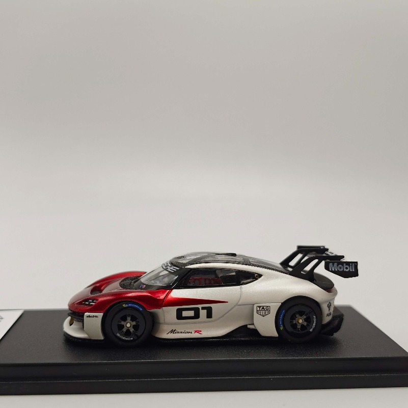 Karium Diecast 1/64 Scale Pors – обзор и цена Die Cast Car 1 64